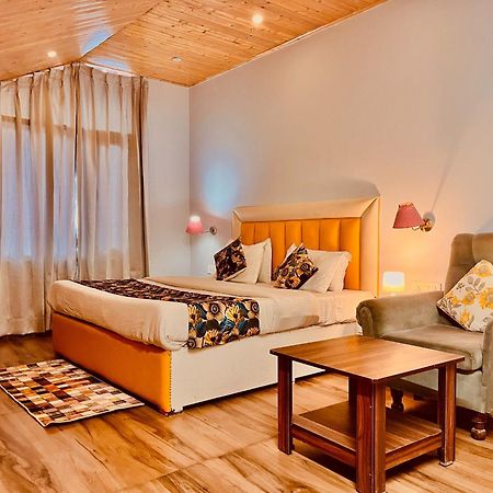 Hadimba Hill View By Hadimba Palace, Manali - Premium Room ! Family Hotel ! Parking ! Near Hadimba Temple Exterior foto