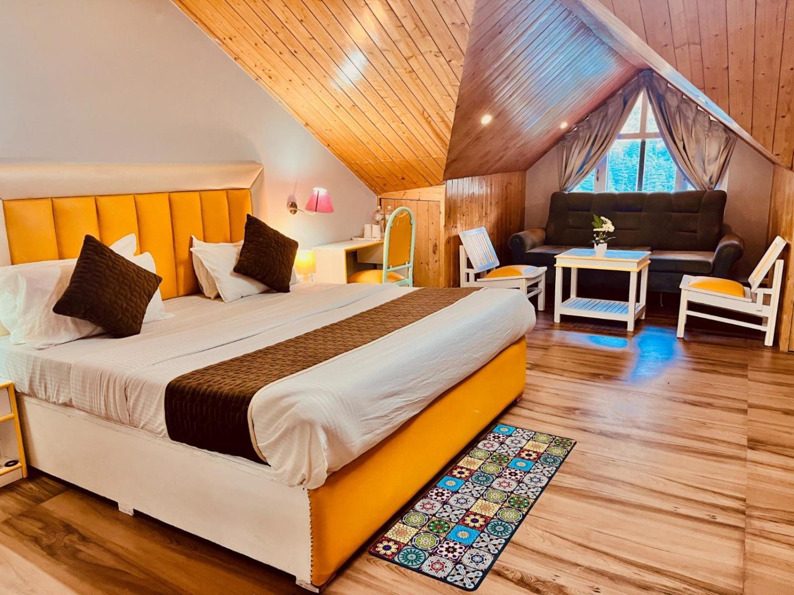 Hadimba Hill View By Hadimba Palace, Manali - Premium Room ! Family Hotel ! Parking ! Near Hadimba Temple Exterior foto