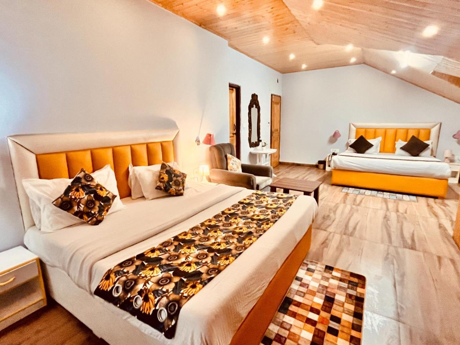 Hadimba Hill View By Hadimba Palace, Manali - Premium Room ! Family Hotel ! Parking ! Near Hadimba Temple Exterior foto